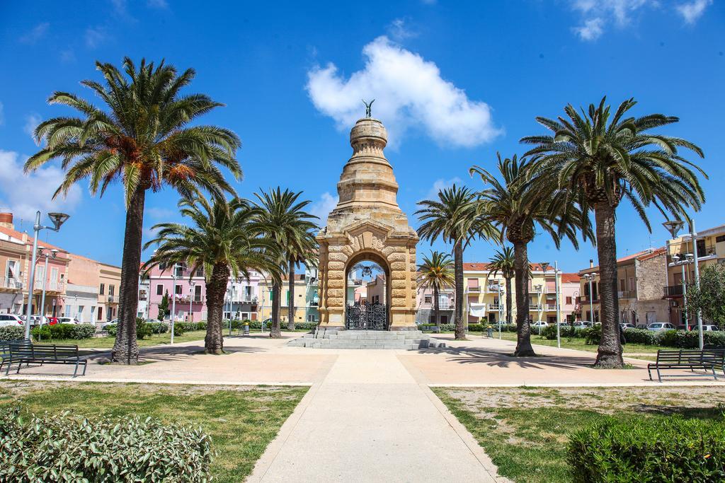 Hotel Mezzaluna Carloforte Kültér fotó
